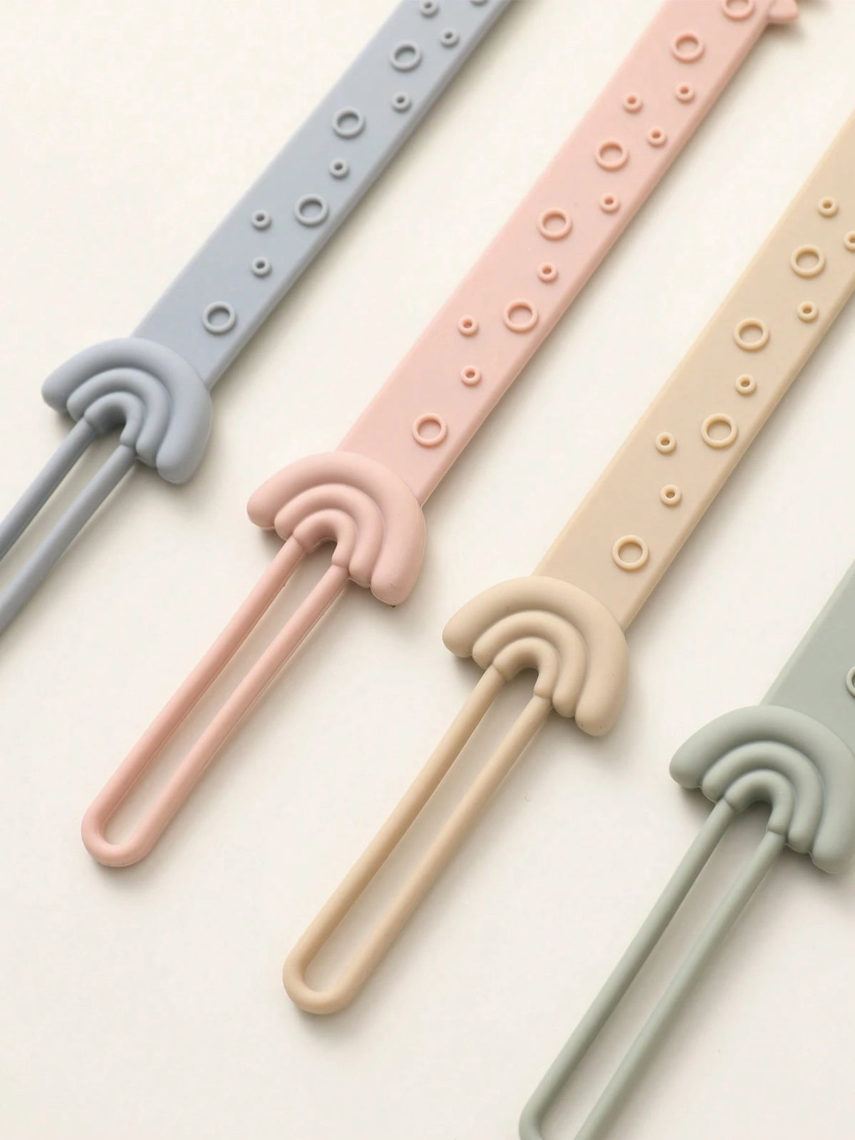 2pcs Baby Silicone Pacifier Clips, Dinosaur & Giraffe Pattern, Anti-Lost Pacifier Clips, Teething, Baby Supplies, Newborn Gift