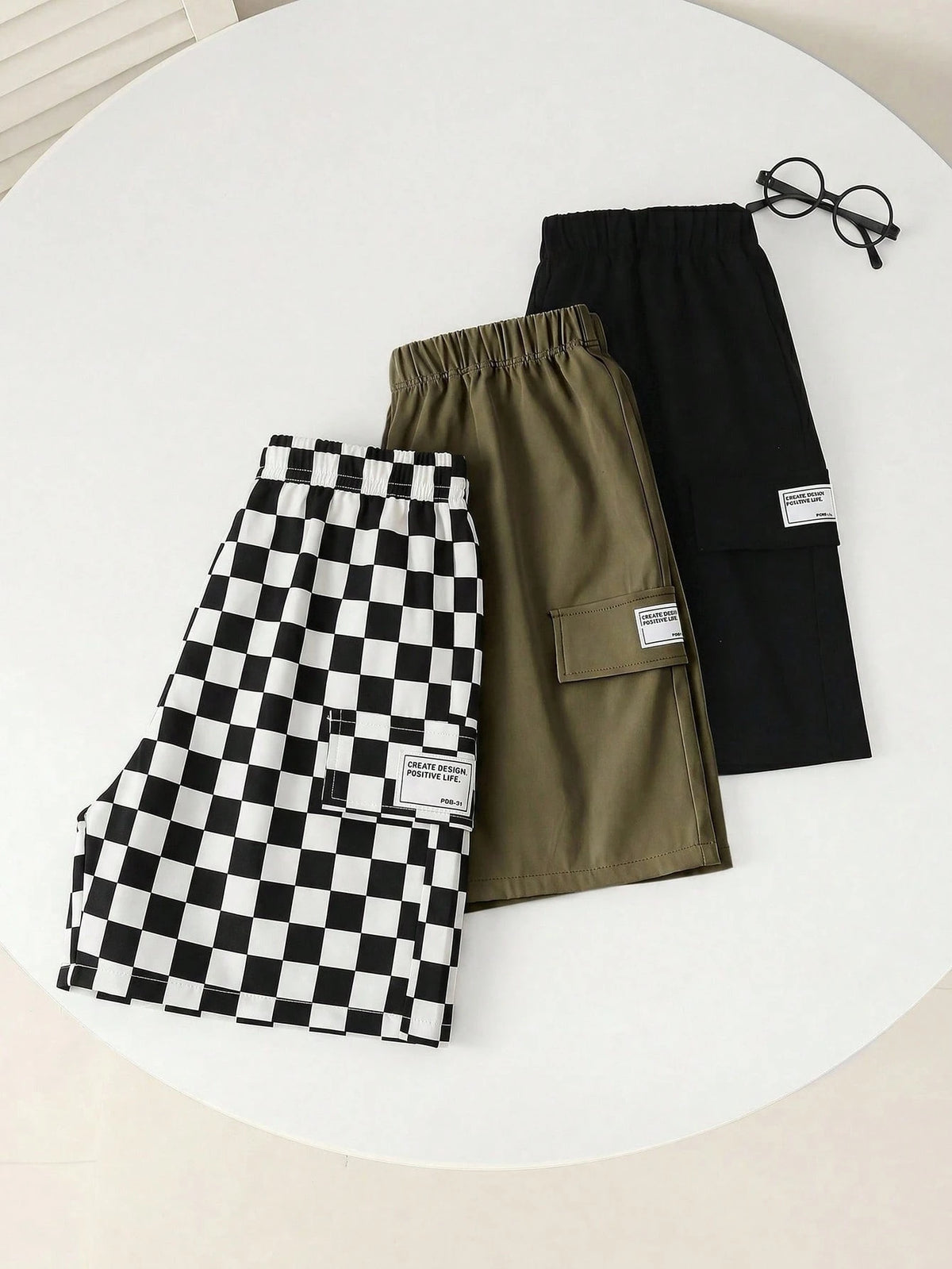 3pcs/Set Kids Young Boy Summer Casual Comfortable Solid Color & Checkered Patch Pocket Woven Shorts, White, Loose Fit Everyday School Vacation