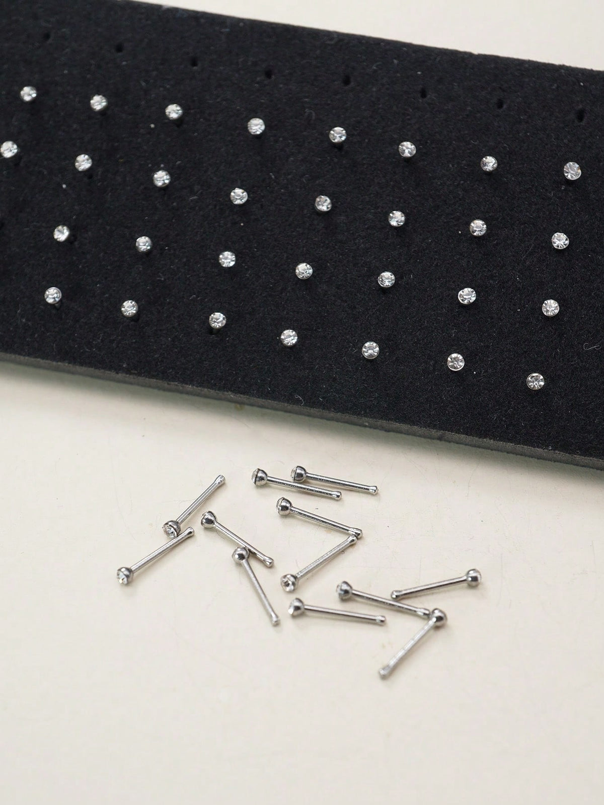 60pcs/Set Basic Straight Nose Stud Set