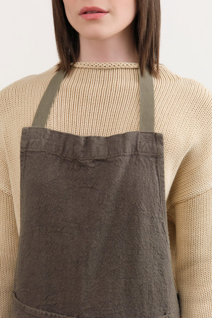 Charvet Editions Home Kitchen Aprons Doudou Apron in Oxyde Oxyde / 33.5" L X 30.75" W