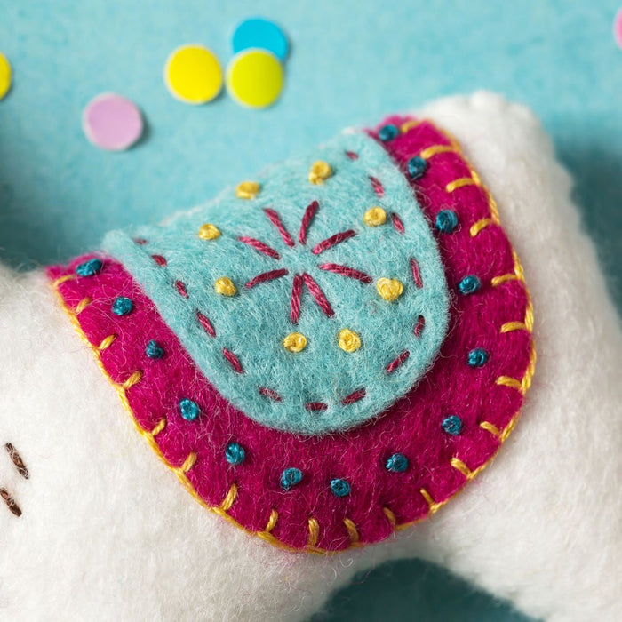 Felt Craft Mini Kit - Llama-Stitched Modern