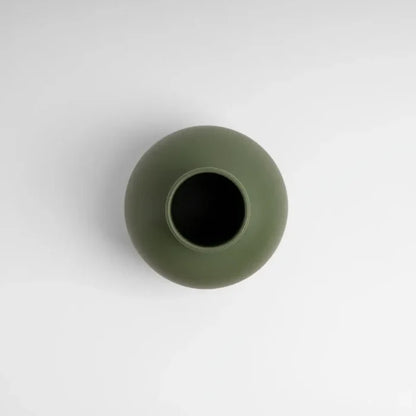 Raawii Strøm Vase, Deep Green