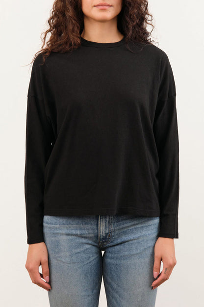 Pas de Calais Apparel Womens Tees Recycle Jersey Long Sleeve Pullover in Black